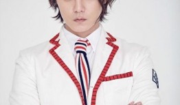 娱乐吃瓜尹正是谁呀,他是如何成为娱乐圈焦点人物的？