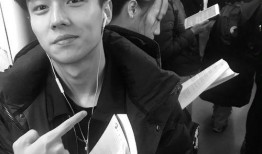 吃瓜娱乐微博头像图片男,揭秘吃瓜娱乐界男星们的微博头像魅力