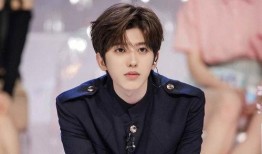 蔡徐坤爆料华晨宇视频